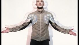 אופנה פוגשת טק: מארזים ואביזרים מעוצבים לחובבי סטייל