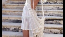 בגדי חוף בוהו: תלבושות קיץ חופשיות לנשמות בוהמיות