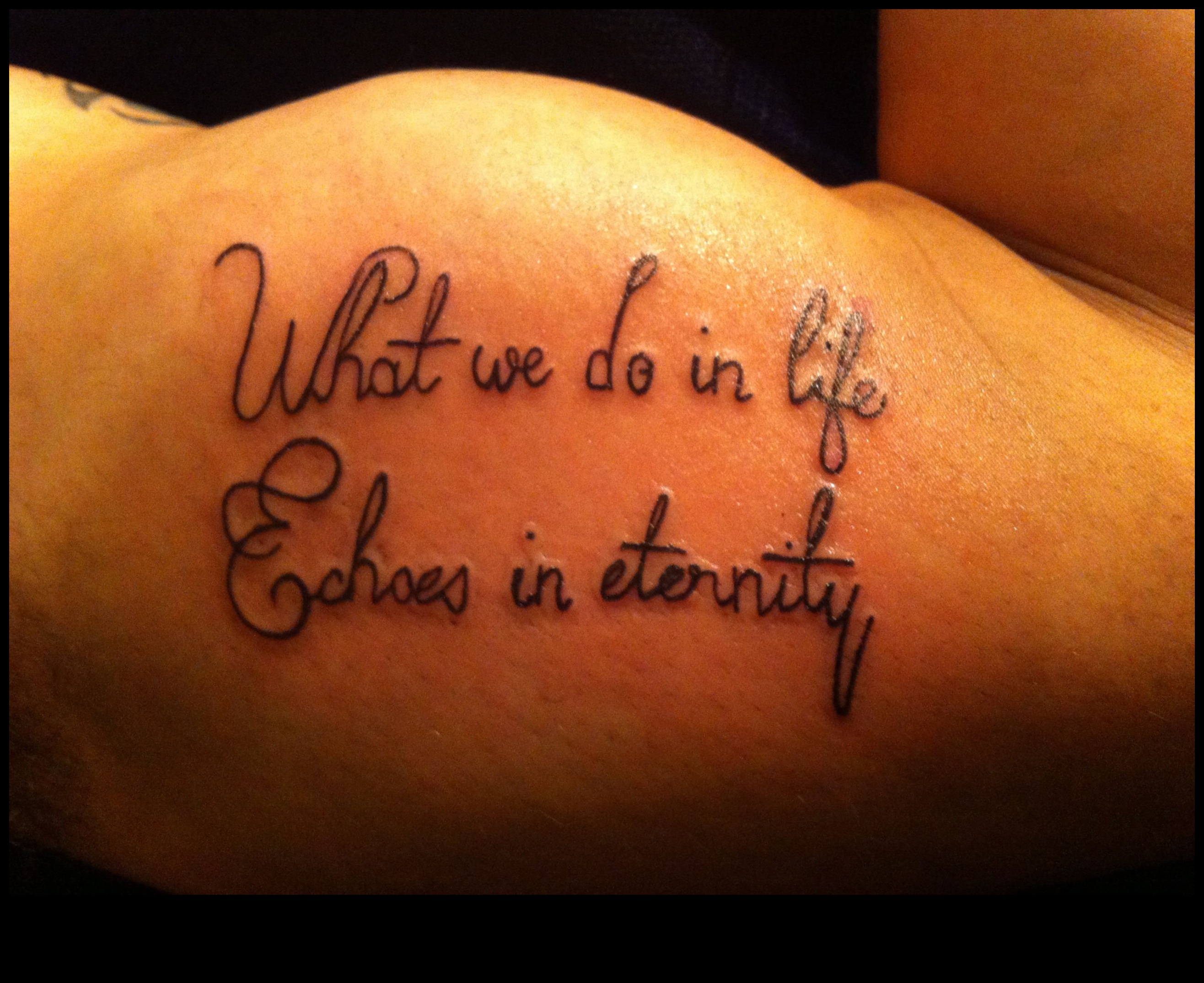 דיו דיו: סיפורים שסופרו באמצעות קעקועים עדינים על היד