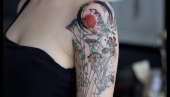 מעבר למוסכמות: חקור רעיונות קעקועים אוונגרדיים