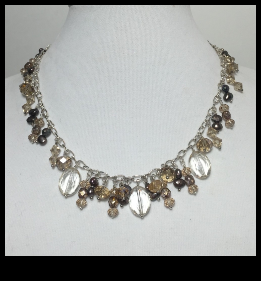 מפל קריסטל: תן לשרשראות הקריסטל שלנו להרעיף אותך בזוהר