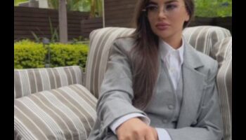 כריזמה שיקית: משדרת אלגנטיות מגנטית דרך הסגנון שלך